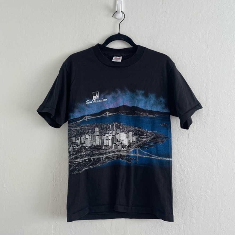 Vintage T Shirt San Fransisco Size Medium City Scape Wrap Around Single Stitch